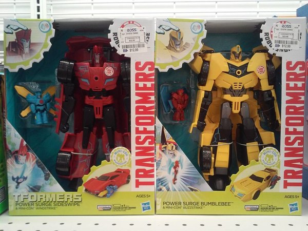 Robots In Disguise 2016 Products Hitting Discount Retail (1 of 1)